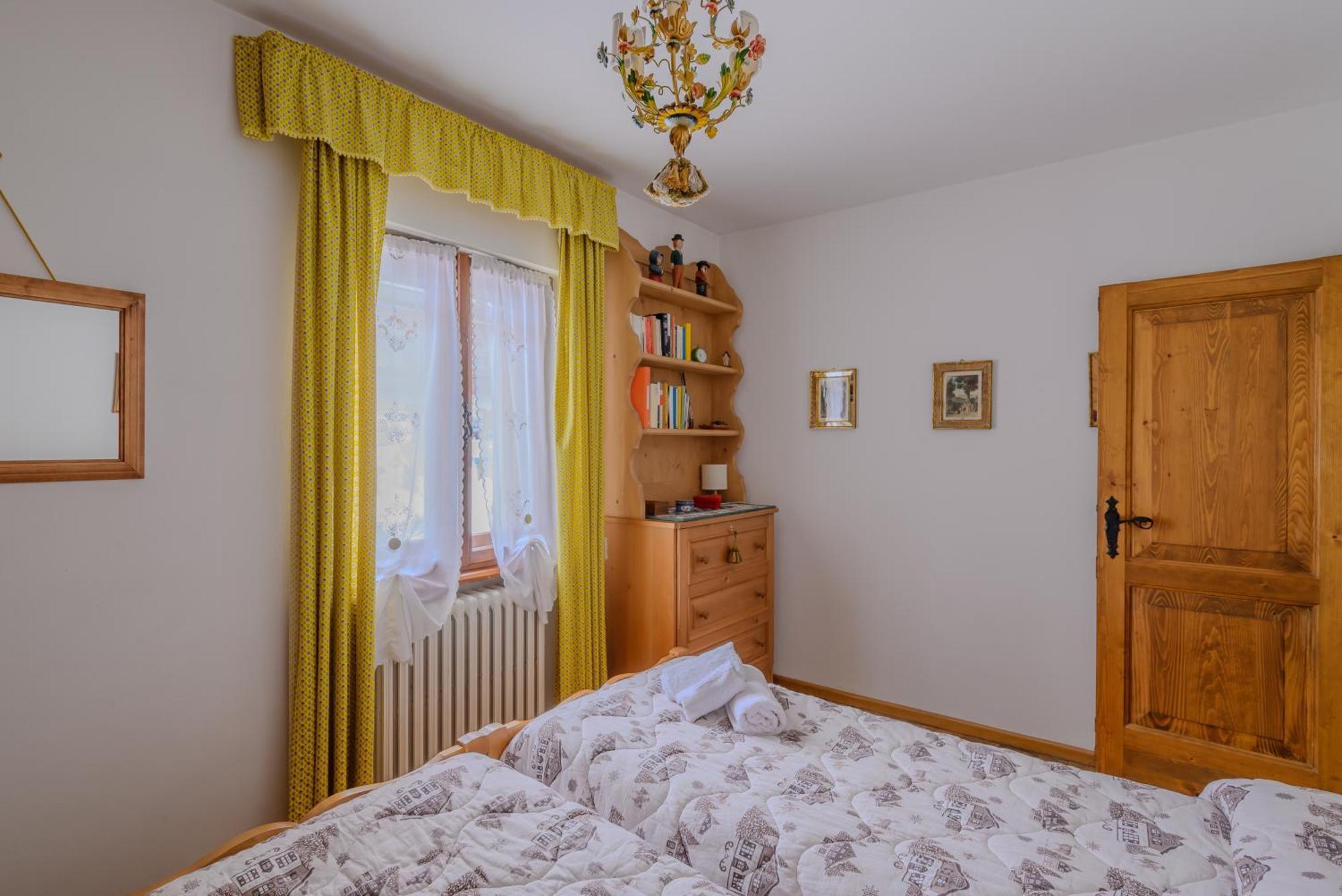 Ca' Dello Scoiattolo Apartment Cortina d'Ampezzo Exterior photo