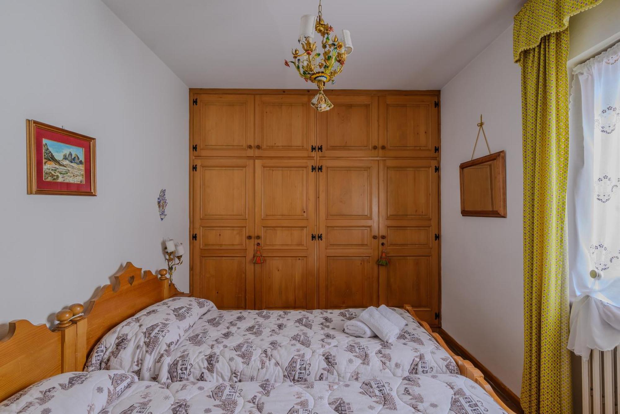 Ca' Dello Scoiattolo Apartment Cortina d'Ampezzo Exterior photo