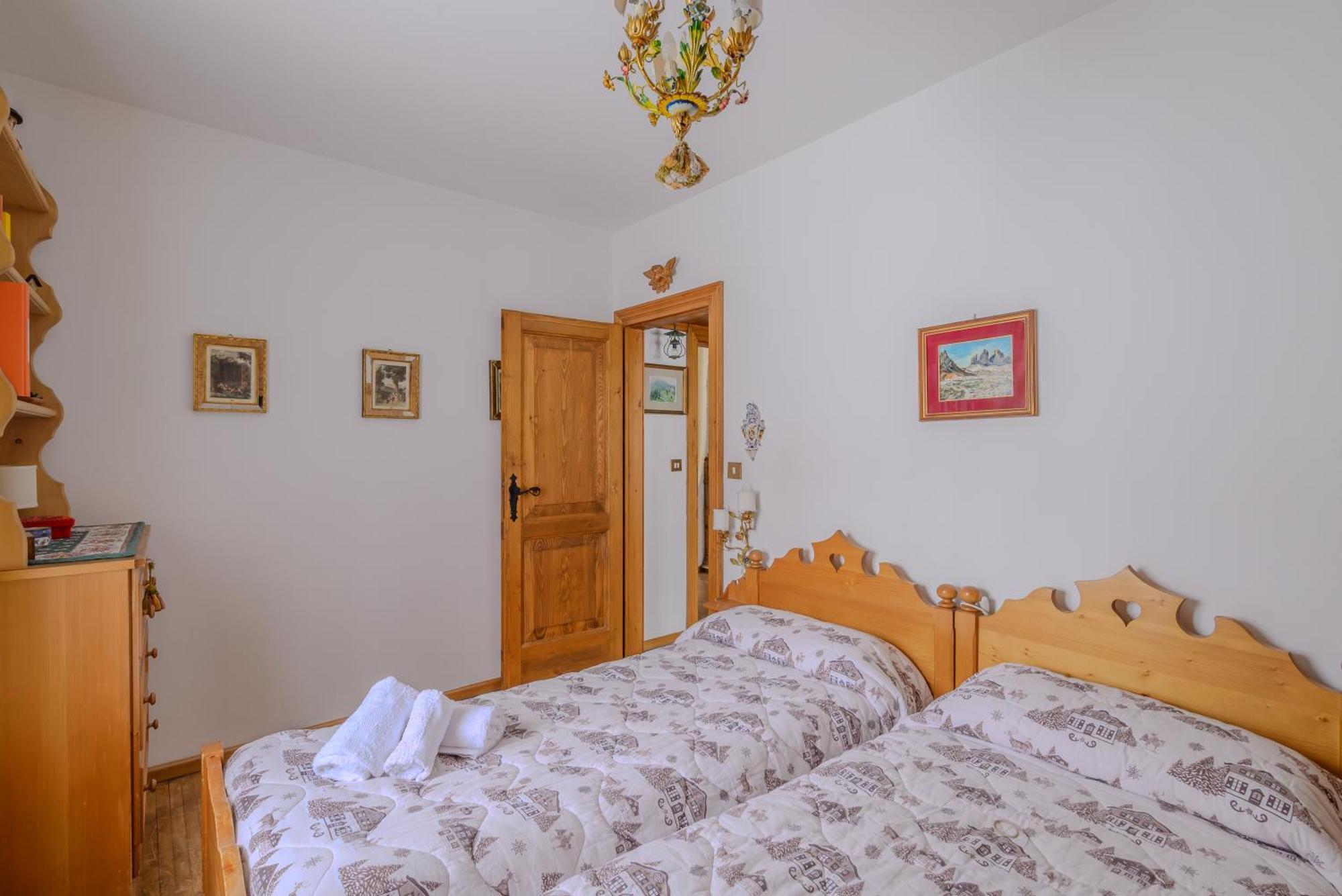 Ca' Dello Scoiattolo Apartment Cortina d'Ampezzo Exterior photo