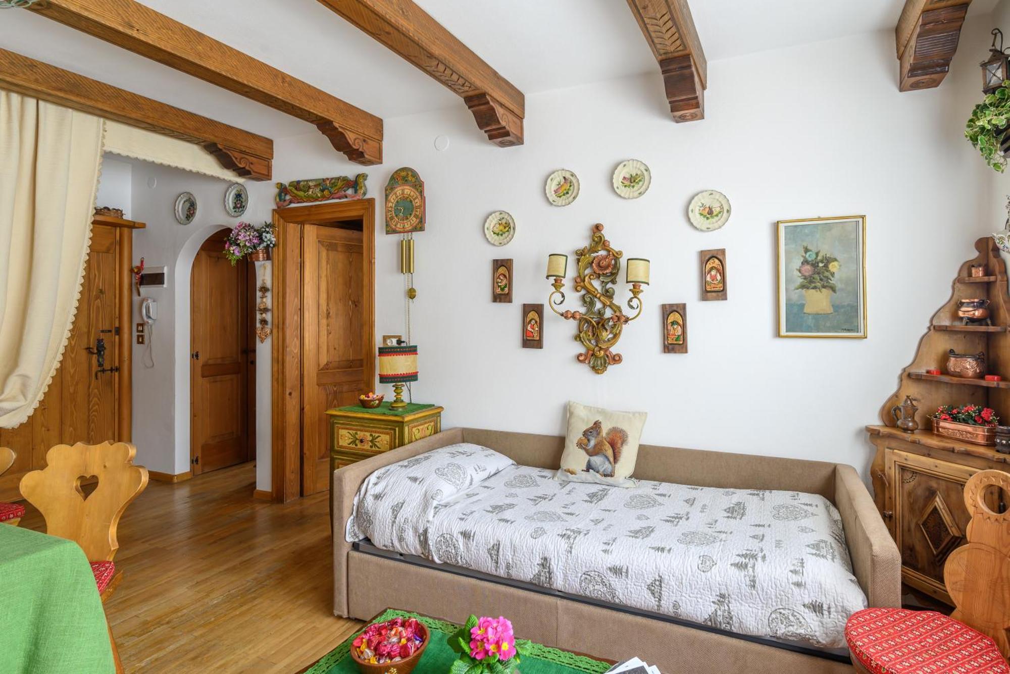 Ca' Dello Scoiattolo Apartment Cortina d'Ampezzo Exterior photo