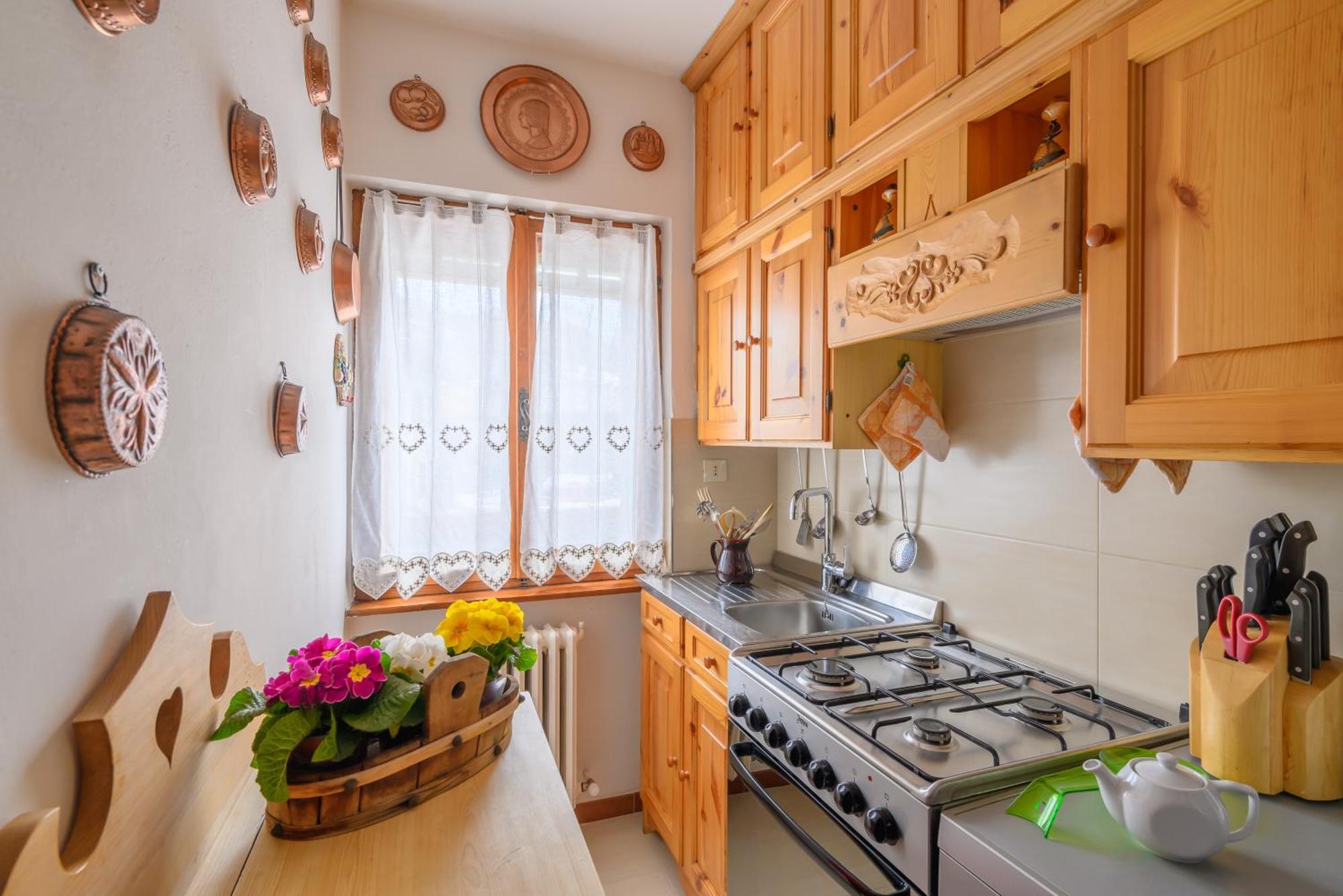 Ca' Dello Scoiattolo Apartment Cortina d'Ampezzo Exterior photo