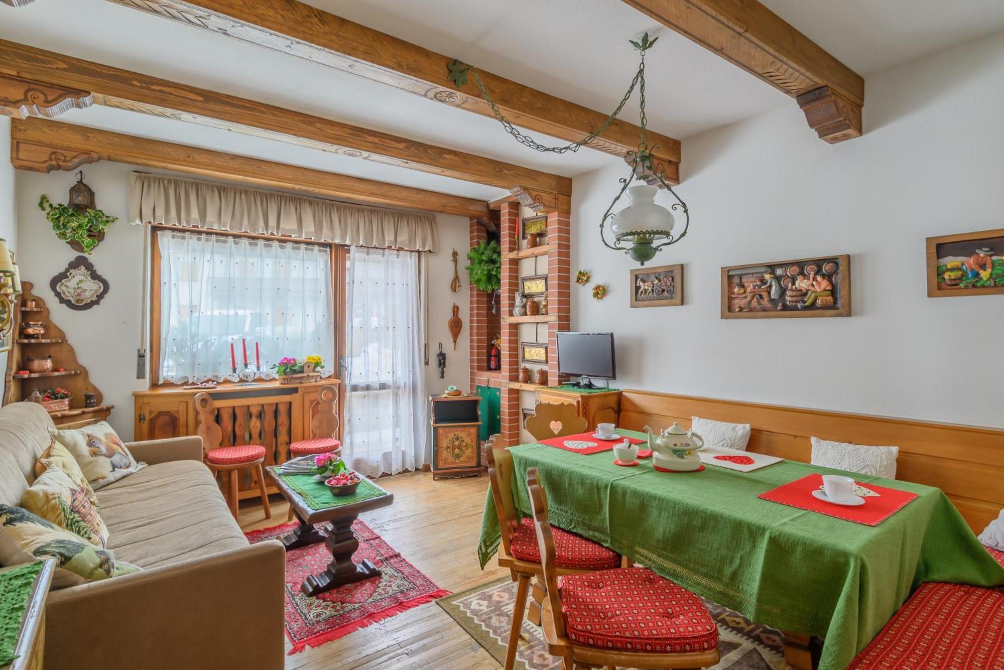 Ca' Dello Scoiattolo Apartment Cortina d'Ampezzo Exterior photo